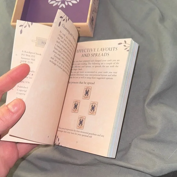 Pure Magic Oracle Deck - Picture 5 of 6